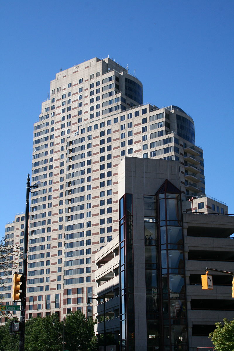 Abgestufter Skyscraper in Downtown Grand Rapids, Michigan.