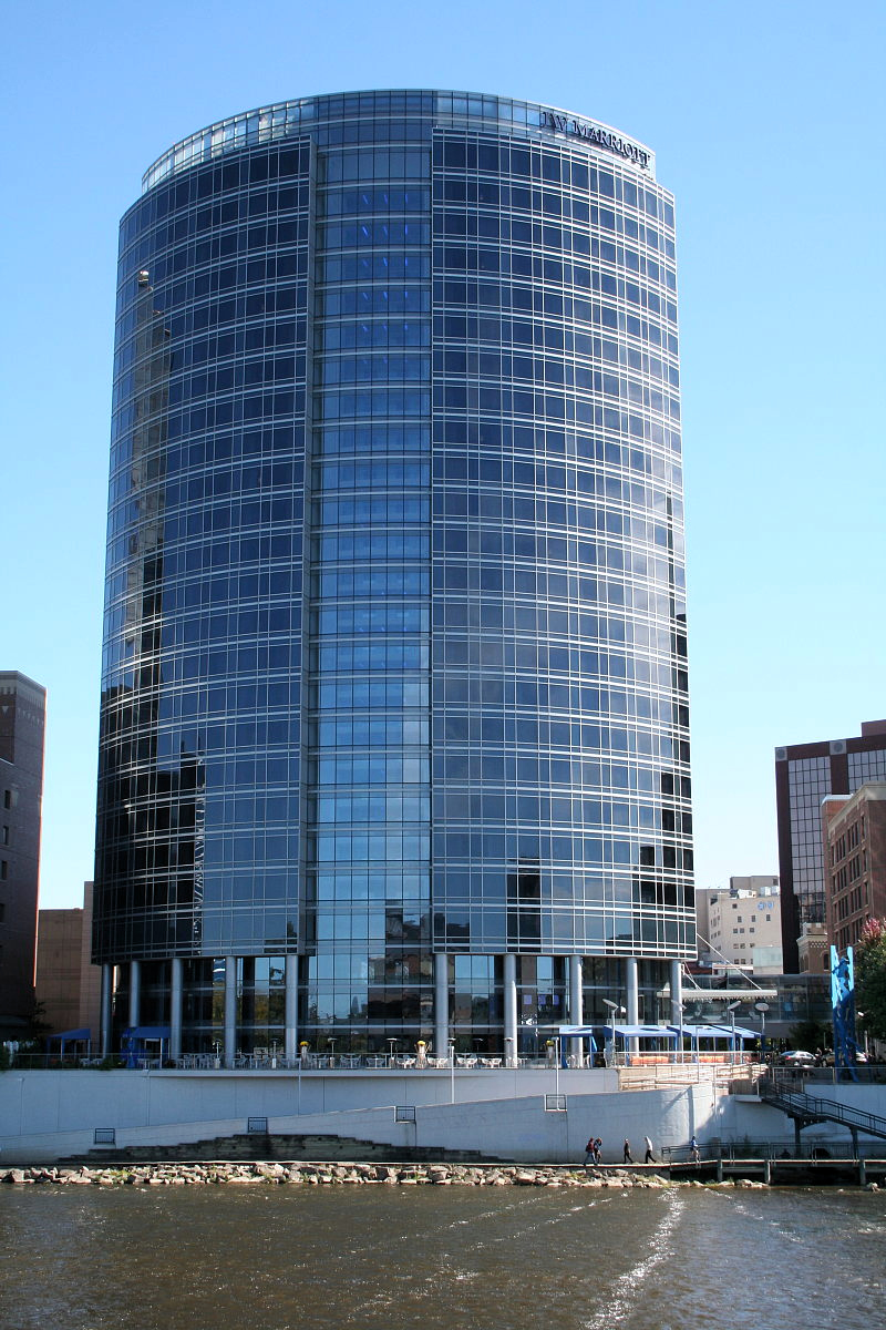 Runder Skyscraper in Grand Rapids, Michigan.